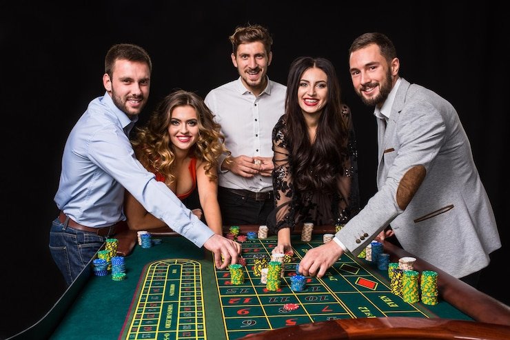 Tangkapan layar antarmuka Bigger Bass Bonanza di platform dewisloto